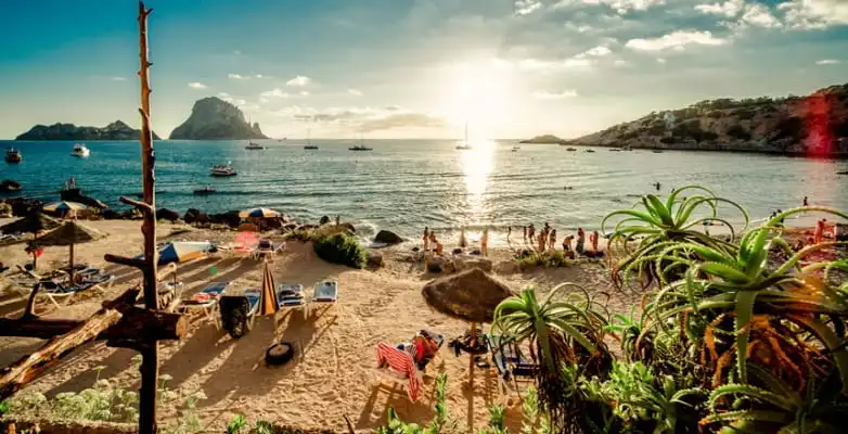 Blick vom Strand Cala d hort es Vedra, Ibiza