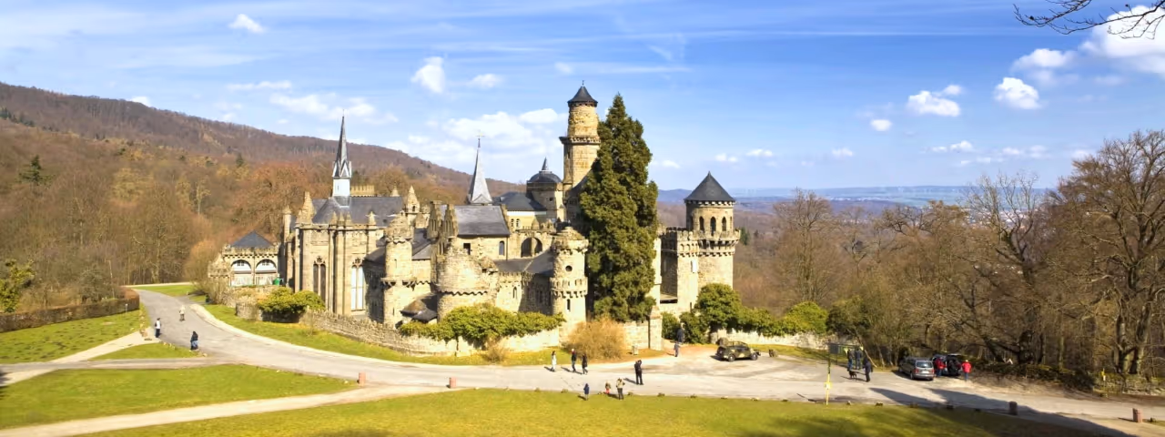 adac autovermietung kassel istock 000012955649