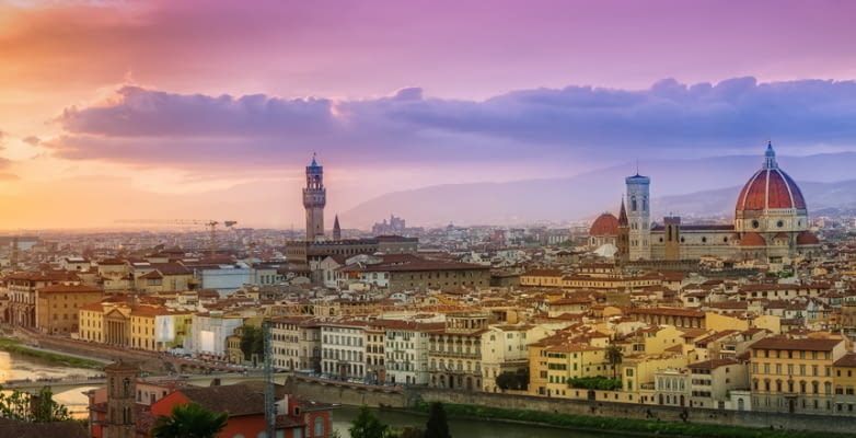 Panoramablick auf Florenz im Abendlicht